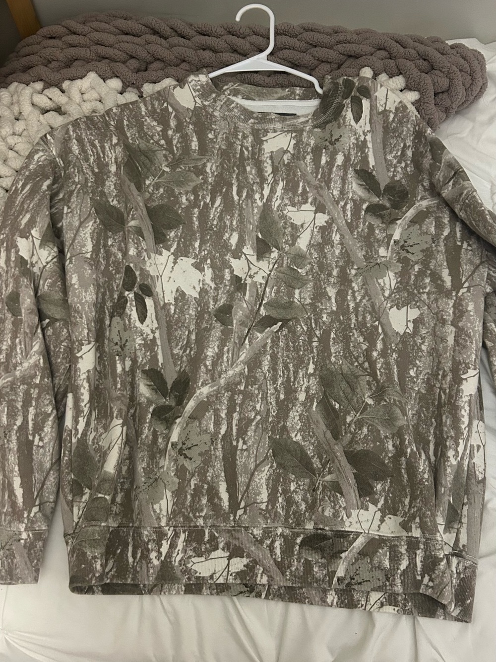 Abercrombie & Fitch Brown and Green Camouflage Print Crewneck Sweater